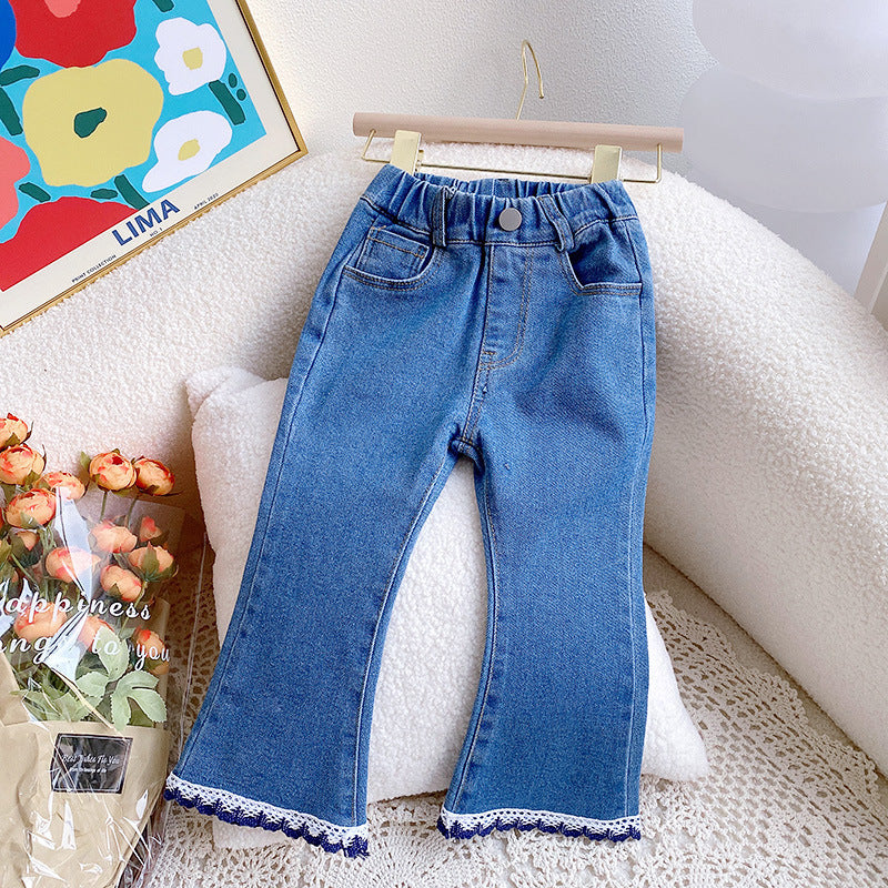 Pantalón pata ancha jeans con encajes