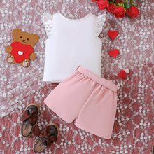 Carregar imagem no visualizador da galeria, Blusa con estampas de corazones y short con cinto
