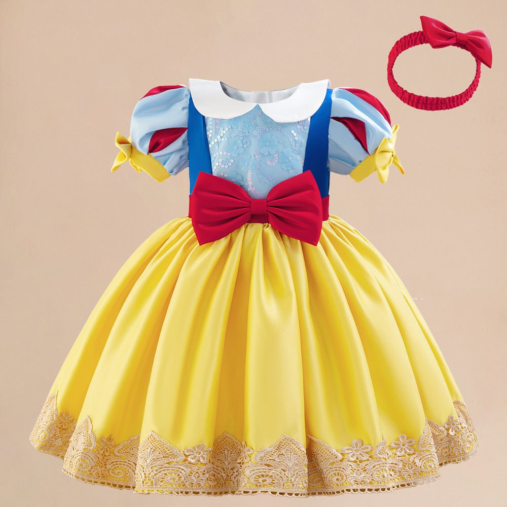 Vestido con bordado de encajes y lentejuelas de Blancanieves con vincha