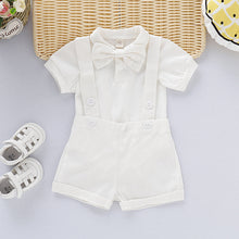 Carregar imagem no visualizador da galeria, Camisa body blanco, moño, short con tirantes
