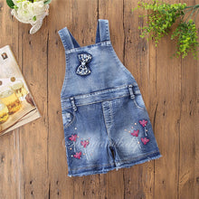 Cargar imagen en el visor de la galería, Jardinera short jeans
