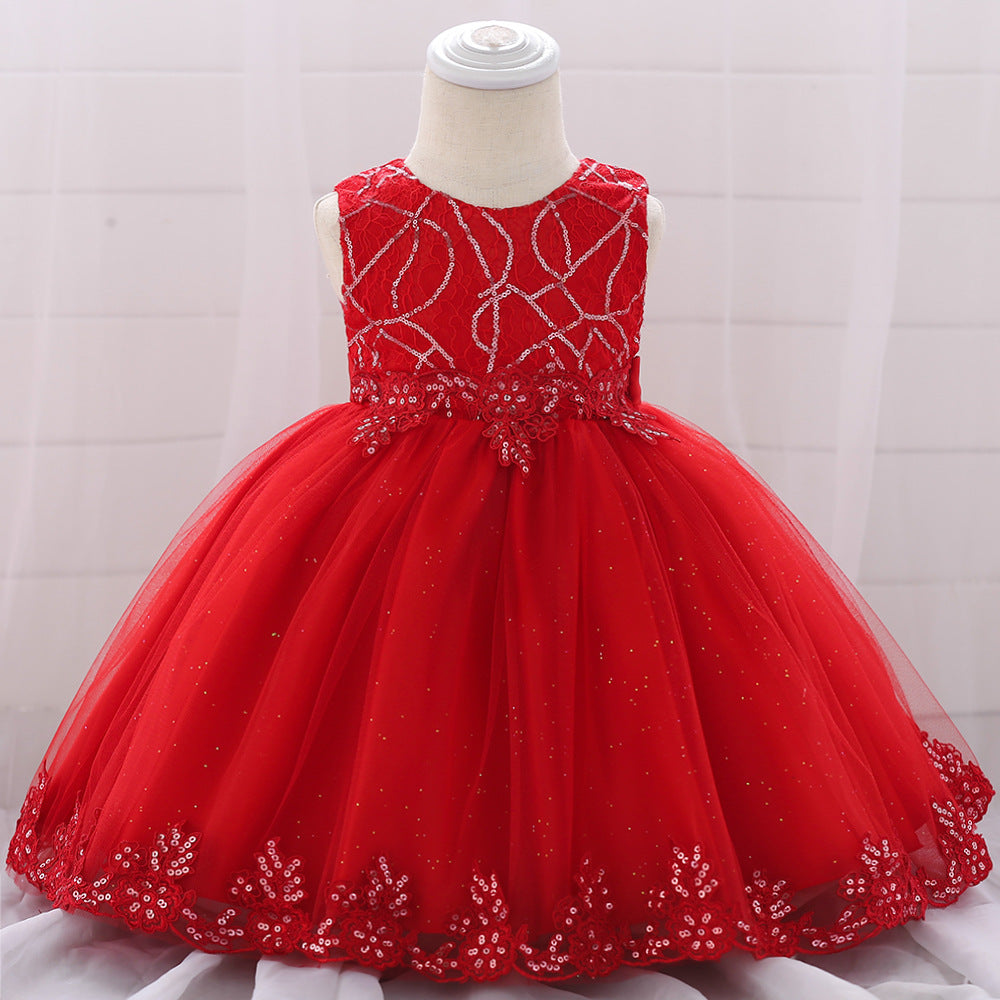 Vestido rojo con encajes y lentejuelas